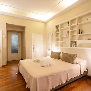 Colosseo Ohana Apartment