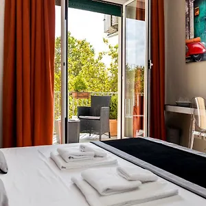 2* Pensión Top Floor Trastevere