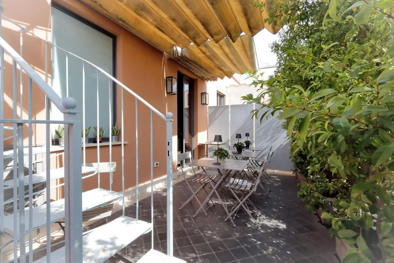 ** Guest house Rarity Suites Rome Italy