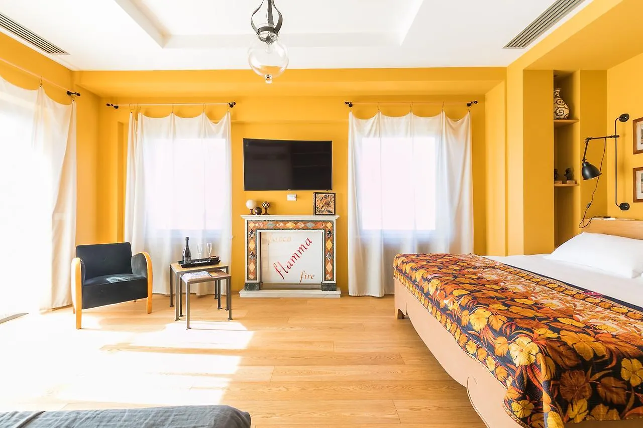 Rarity Suites Rome 2*,