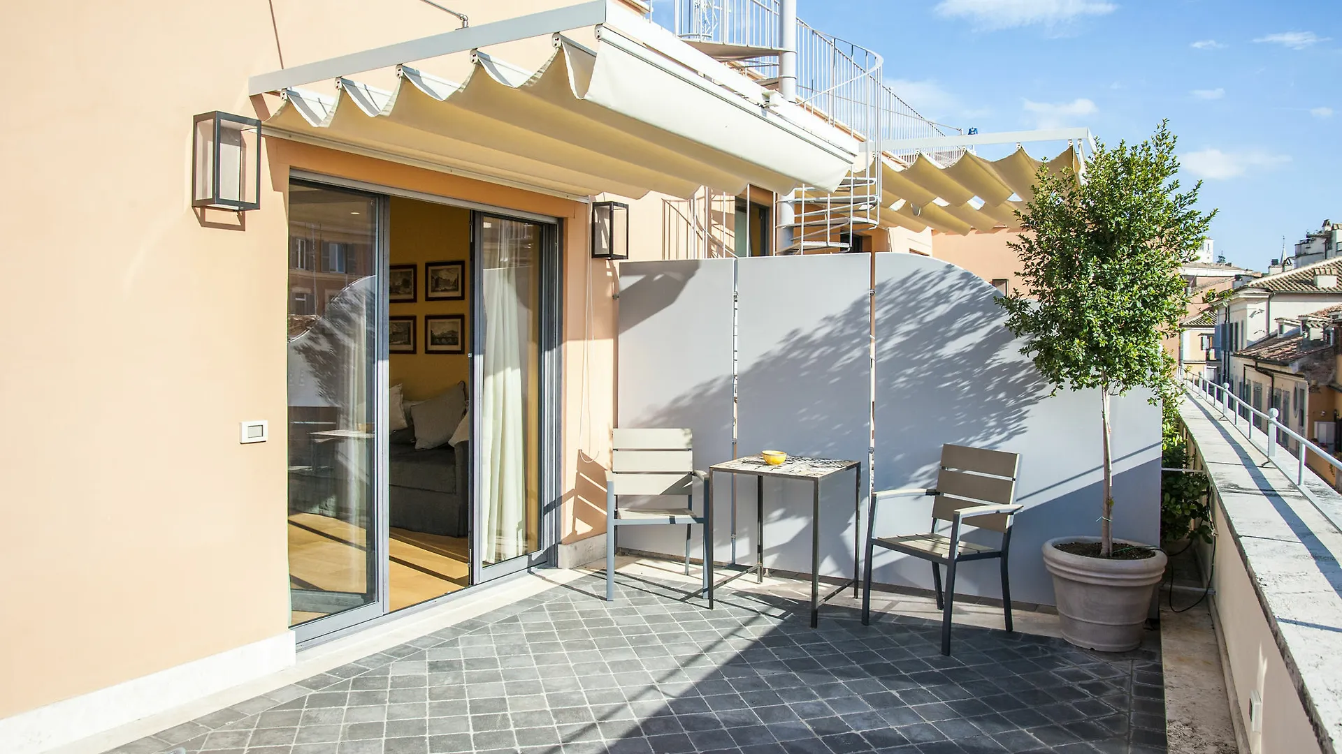 Rarity Suites Rome Italy