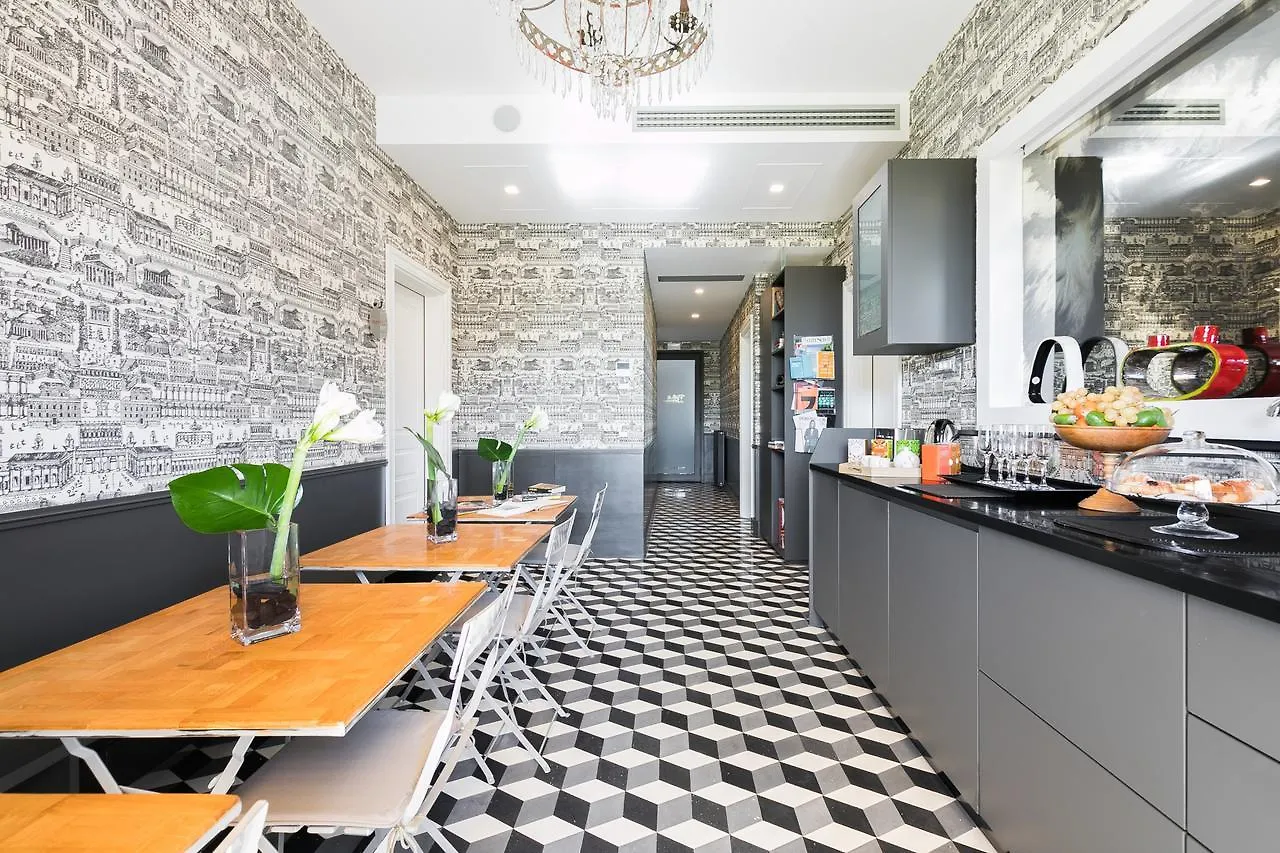 Rarity Suites Rom 2*,  Italien